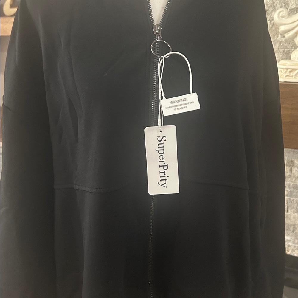 SuperPrity Black Zip-Front Jacket - Women new with tags size large - Picture 2 of 4